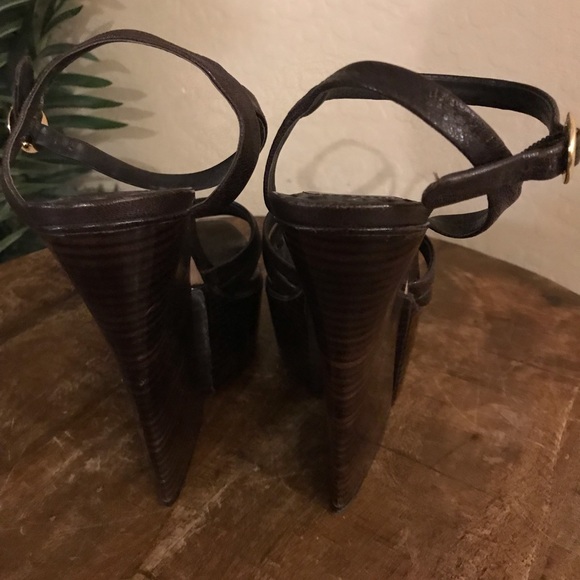 Alice and Olivia platform chunky heel wedge - Picture 8 of 8